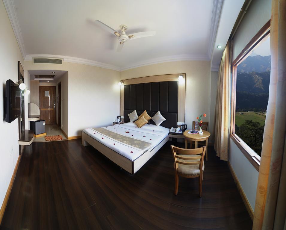 Hotel Landmark Shimla Zimmer foto
